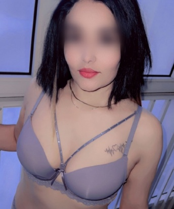 Я буду твоей идеальной компаньонкой на любой встрече или досуге. У меня есть множество услуг, которые я могу предложить тебе, чтобы ты чувствовал себя действительно наслаждаемым. 💋 Мои нежные прикосновения и умение угодить мужчине оставляют только положительные отзывы. Фото, которые ты видишь на этом сайте, полностью соответствуют моей внешности, без ретуши и обмана. Я живу в Москве и доступна для тебя в любое время. Не теряй время и давай встретимся прямо сейчас для незабываемого опыта. 💫 2141, 29 лет